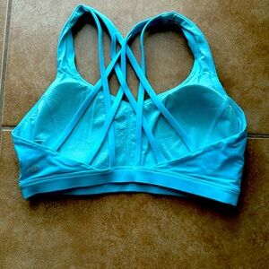 Lululemon Free to Be Serene Sports Bra